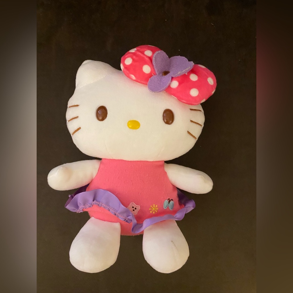 Hello Kitty plush
